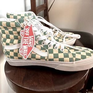 Brand new women’s hi top vans